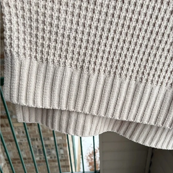 🆕 Pink Rose Blush Chenille Waffle Knit Oversized Sweater XS Cozy Ribbed Hem Chic - Picture 8 of 17